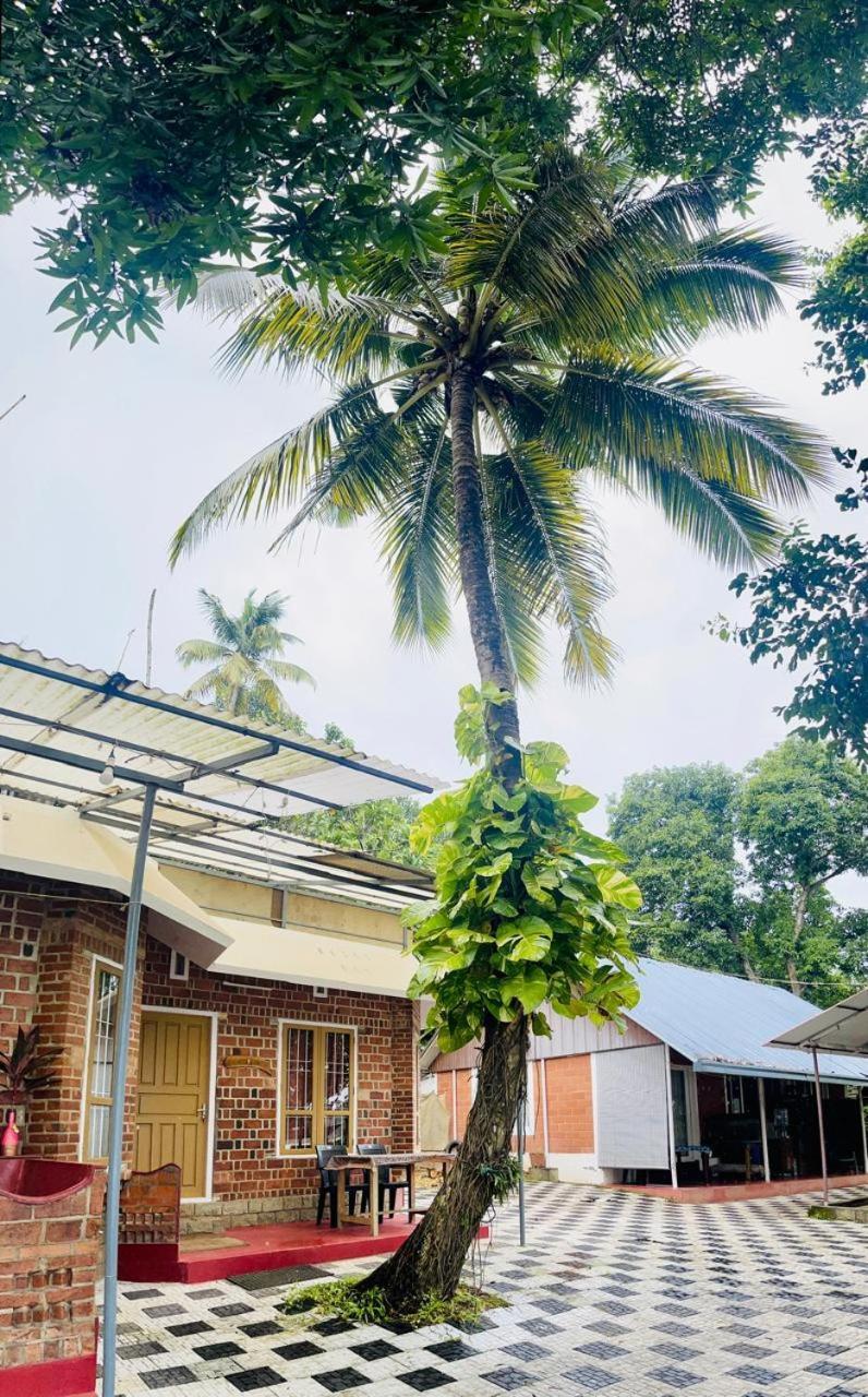 Ashtamudivillas Kollam Eksteriør billede